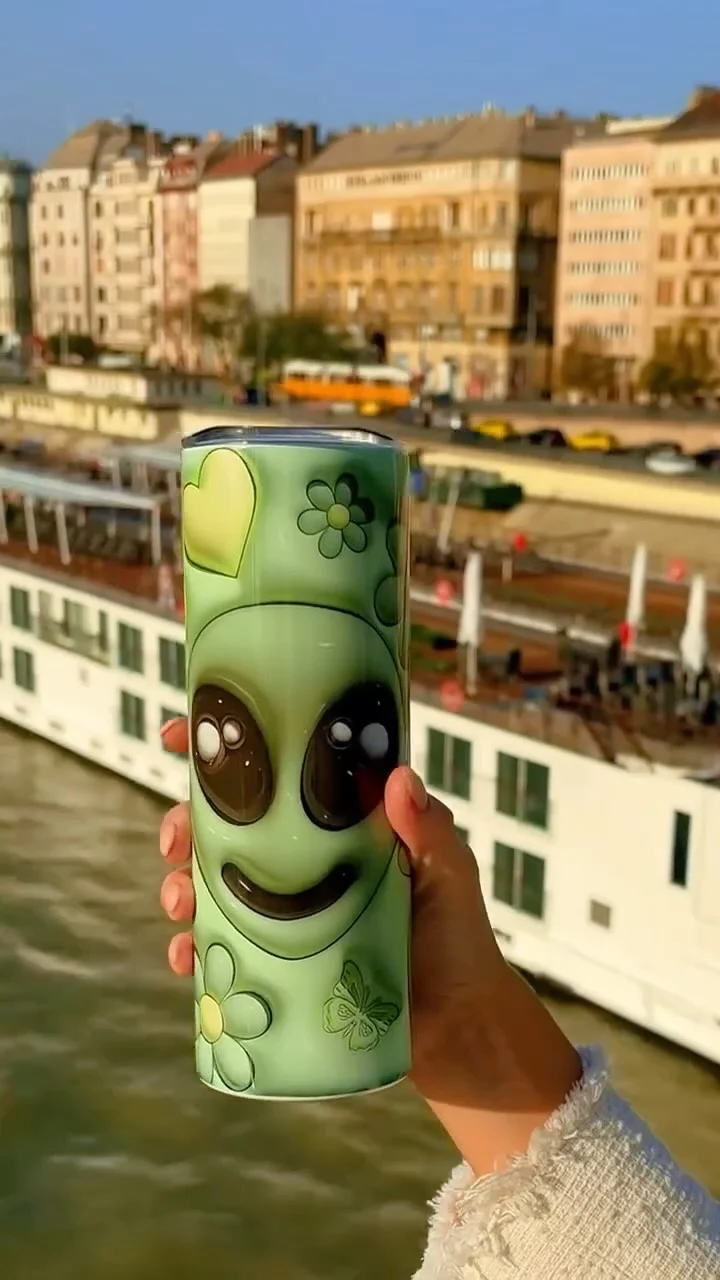 Instagram post from tumblers.hu. This post is in position 11.